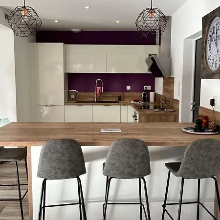 Maison Moderne Et Spacieuse - 6 Pers. - Fr-1-881-22